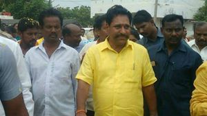 తిరుపతిలో రాజధాని.. లేదా తమిళనాడులోకి చిత్తూరు.. టీడీపీ మాజీ మంత్రి డిమాండ్ 