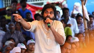 Pawan Kalyan: త్రిశంకు స్వర్గంలా విశాఖ: ఉత్తరాంధ్ర, సీమవాసులూ స్వాగతించట్లేదు: పవన్ కల్యాణ్