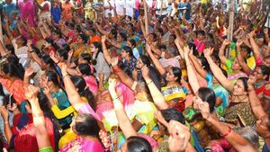 సేవ్ అమరావతి .. 30వ రోజు నిరసనలు .. మద్దతుగా బాలకృష్ణ ,సీపీఐ నేతల పర్యటన