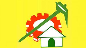 టీడీపీ ఎమ్మెల్సీలకు వైసీపీ ట్రాప్..!? ఇద్దరు విశాఖ ఎమ్మెల్యేల గైర్హాజరు: తెలుగు దేశంలో కొత్త టెన్షన్