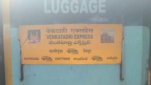 రద్దీ మార్గంలో విరిగిన పట్టా: అదే రూట్‌లో వెంకటాద్రి ఎక్స్‌ప్రెస్: క్షణాల్లో.. !