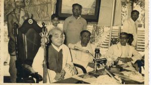 ఇంట్రెస్టింగ్: రాజధానిగా విశాఖను 66 ఏళ్ల క్రితమే ప్రతిపాదించారు...చరిత్ర ఏం చెబుతోంది?