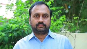 వైసీపీ ఎమ్మెల్యే ఆర్కేకు తప్పిన ప్రమాదం.. స్వల్ప గాయాలతో ఆసుపత్రిలో.. 