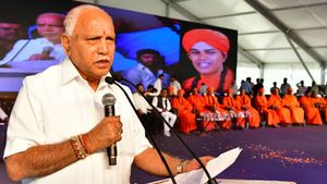 వికేంద్రీకరణ బాటలో కర్ణాటక సర్కార్: బెంగళూరు నుంచి ఏకంగా 10 కమిషనరేట్లు, మండళ్లు తరలింపు..!