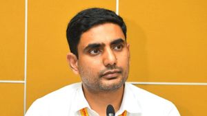 మూడు ముక్కలాటతో సగం చచ్చిన వైసీపీ.. చంద్రబాబుపై దాడితో పూర్తిగా చచ్చింది: లోకేశ్ ఫైర్
