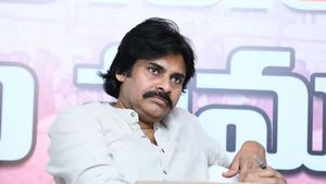 పవన్ కళ్యాణ్ కర్నూలు పర్యటన: విద్యార్థుల భారీ నిరసన, ఉద్రిక్తత, అరెస్ట్