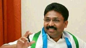 ఎస్ఈఓ కి  అంతుచిక్కని వైరస్ ..  ఇదంతా చంద్రబాబు ఎఫెక్ట్ : మంత్రి సురేష్ ఫైర్