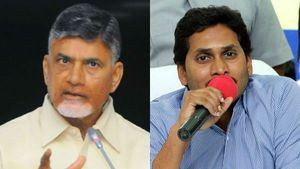 అమరావతి చుట్టూనే టీడీపీ రాజకీయం- అక్కడా ఊపిరి సలపనివ్వని జగన్..?