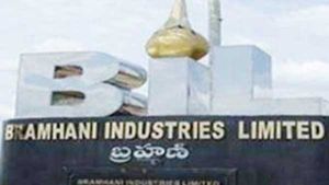వైఎస్ డ్రీమ్ ప్రాజెక్టులో కదలిక: బ్రాహ్మణి స్టీల్స్ టేకోవర్ లేదా అక్కడే కొత్త ఫ్యాక్టరీ