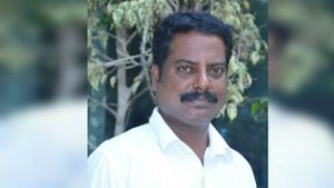  బర్త్ డే పార్టీలో ఊహించని ఘటన : బీజేపీ కార్యకర్త దారుణ హత్య.. 