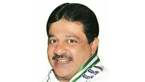 Coronavirus: 19 మంది విదేశీ తబ్లీగి జమాత్ సభ్యులకు ఆశ్రయం, మాజీ మంత్రిపై దేశద్రోహం కేసు !