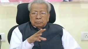 ఏపీ రాజ్‌భవన్‌లో కలకలం: నలుగురికి పాజిటివ్