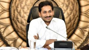 అమరావతి పోయి ఆంధ్రప్రదేశ్ వచ్చె: రాష్ట్రం మొత్తానికీ ఆ ప్రాజెక్టు వర్తించే సంకేతాన్ని ఇచ్చిన జగన్