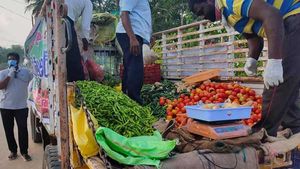  విజయవాడ దెబ్బకు కృష్ణాజిల్లా బెంబేలు.. కూరగాయల రవాణాకు బ్రేక్- మరిన్ని ఆంక్షలు.. 