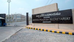 ఏపీ సచివాలయంలో కరోనా కలకలం