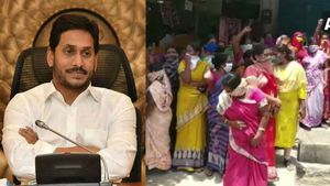  జాతీయ స్థాయిలో జగన్ పరువు పోయేలా.. వైజాగ్‌లో రోడ్డెక్కిన మహిళలు.. ఎందుకో తెలుసా? 