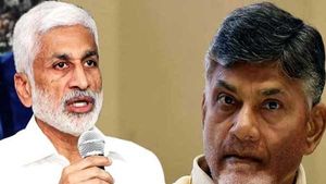 మళ్లీ జూలువిదిల్చిన వైసీపీ విజయసాయి.. సంచలన హెచ్చరిక.. స్ట్రా వేసుకుని నెత్తురు తాగారంటూ..