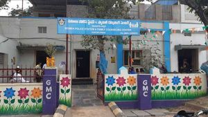 గుంటూరులో ఘోరం: గర్ల్‌ఫ్రెండ్ నగ్న వీడియో.. పోర్న్‌సైట్‌లో అప్‌లోడ్: దిశ చట్టం ప్రయోగం