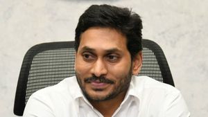 ఏపీ ప్రభుత్వం-జీఎంఆర్‌ ఒప్పందం: భోగాపురంలో విమానాశ్రయం, ‘మెట్రో’పై జగన్