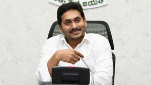 పేదలందరికీ ఇళ్లు పథకానికి బడ్జెట్ రిలీజ్: దశలవారీగా: 8 జిల్లాలకు: ఏ జిల్లాకు ఎంతంటే..? 
