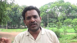 తెలంగాణ ప్రజా ఫ్రంట్‌కు షాక్: నలమాస కృష్ణను అరెస్టు చేసిన ఎన్ఐఏ: ఖమ్మం నుంచి రాత్రికి రాత్రి