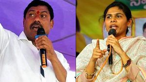 దమ్ముంటే ఆళ్లగడ్డలో రాజకీయాలు చెయ్యండి ..ఏవీ సుబ్బారెడ్డి వెనుక ఉంది వారే  : భూమా అఖిల కౌంటర్ 