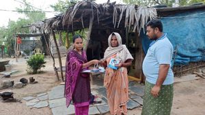  జగన్ సర్కారు పెన్షన్ల పెంపు ఎప్పుడో - రెండో ఏడాదిలో నెరవేరని హామీ- మిగతావన్నీ చకచకా..
