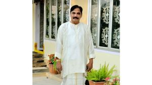 కరోనా కాటు: వైఎస్ క్లాస్‌మేట్, తెనాలి మాజీ ఎమ్మెల్యే మృతి: అత్యవసర చికిత్స అందిస్తోన్నా