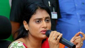 వైఎస్ షర్మిల భావోద్వేగ సందేశం.. కామెంట్లు పంపాలని వినతి.. 