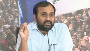 నిబంధనలకు విరుద్ధంగా టీడీపీ ఆఫీసు నిర్మాణం: సుప్రీంలో ఆళ్ల రామకృష్ణా రెడ్డి పిటిషన్