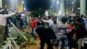  బెంగళూరు అల్లరి మూకలపై ఉగ్రవాద చట్టం ప్రయోగం: యూఏపీఏ కింద: ప్రతి పైసా వారి నుంచే