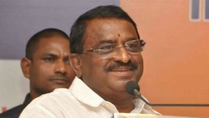 మాజీ మంత్రి పితాని సత్యన్నారాయణ మాజీ పీఎస్ మురళీమోహన్ సస్పెండ్ చేసిన సర్కార్ .. రీజన్ ఇదే !!