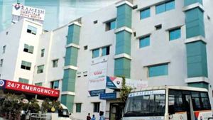 కొంపముంచిన రమేశ్ ఆస్పత్రి నిర్లక్ష్యం.. కరోనా లేకున్నా వైద్యం చేసి దోచారు, తుది నివేదికలో కమిటీ..