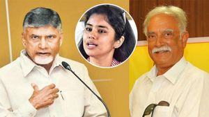 రూ.20 కోట్లు వసూల్ చేయలేదు, చంద్రబాబుపై సంచయిత నిప్పులు, లోకేశ్‌, అశోకపై ఫైర్