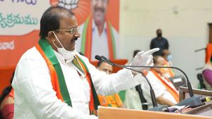 మూడు రాజధానులపై బీజేపీ అంత్మథనం- కేంద్రాన్ని సమర్ధించలేక- వైసీపీని విమర్శించలేక...