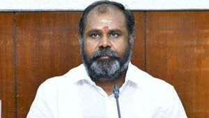 జగన్ ఫార్ములా.. తమిళ రాజకీయాల్లో కుదుపు: ఎన్నికల్లో ప్రధాన ప్రచారాస్త్రంగా: రెండో రాజధానిగా