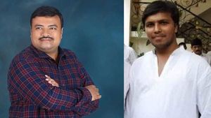 మాజీ ఎమ్మెల్యే మనవళ్లు కరోనా బారినపడి మృతి: వీరిలో ఒకరు వైసీపీ నేత