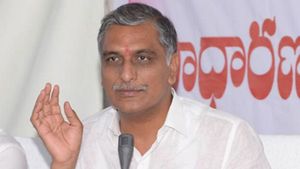  మీటర్లు కావాలా.. సంక్రాంతికి గంగిరెద్దులా, బీజేపీపై మంత్రి హరీశ్ రావు ఫైర్