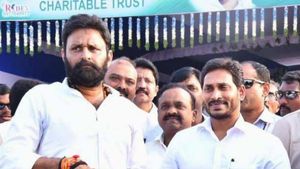 అమరావతికి మరో ఝలక్‌- అసెంబ్లీ కూడా వద్దంటున్న కొడాలి- చర్చిద్దామన్న జగన్‌