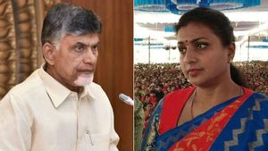 చంద్రబాబుకు దమ్ముంటే సీబీఐ విచారణ కోరాలి... అమరావతి భూకుంభకోణంపై ఎమ్మెల్యే రోజా...