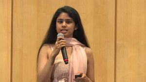సింహాచలం దేవస్థానంలో ఫోరెన్సిక్ ఆడిట్: టీడీపీకి ఎందుకు వణుకు: సంచైత 