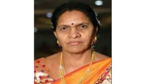 దుబ్బాక బైపోల్ : నామినేషన్ దాఖలు చేసిన టీఆర్ఎస్ అభ్యర్థి సోలిపేట సుజాత