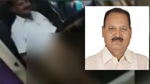 బీజేపీ అధ్యక్షుడి రాసలీలలు - కార్యకర్తతో నగ్న వీడియో - పోలీసుల బేరాలు - కరీంనగర్ ఘటనపై బండి ఫైర్ 