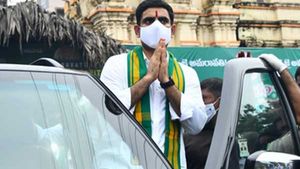  ఒక రాష్ట్రం ఒకే రాజధాని.. వైఎస్ జగన్ అమరావతిలో గడ్డి కూడా పీకలేడు : చంద్రబాబు, లోకేష్ ఫైర్ 