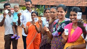 కర్ణాటకలో మోగిన స్థానిక ఎన్నికల నగారా: బ్యాలెట్ ఫైట్: ఇదీ షెడ్యూల్: ఫలితాలు ఎప్పుడంటే?