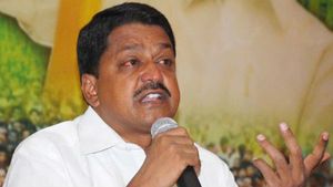 మతం పేరుతో రాజకీయాలా..? సోము వీర్రాజుపై పయ్యావుల కేశవ్ ఫైర్.. బీజేపీ విధానమా..?