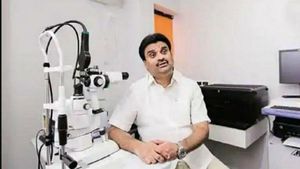 వాసన్ ఐ కేర్ వ్యవస్థాపకుడు డాక్టర్ ఏఎం అరుణ్ అనుమానాస్పద మృతి