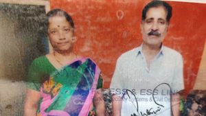 Illegal affair: భార్యను ఇంట్లో పెట్టి తాళం, మాట వినలేదని ఆంటీని తుపాకితో కాల్చి చంపిన అంకుల్! 