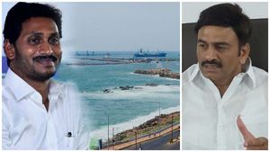 బ్యాగు సర్దేసిన సీఎం జగన్ -జనవరి 10 నుంచి విశాఖలో దుకాణం -చర్చిలో ప్రమాణం: ఎంపీ రఘురామ