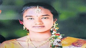 ప్రియుడు దక్కలేదని అత్తింట్లోనే ఆత్మహత్య -నవ వధువు రవళి విషాదాంతం